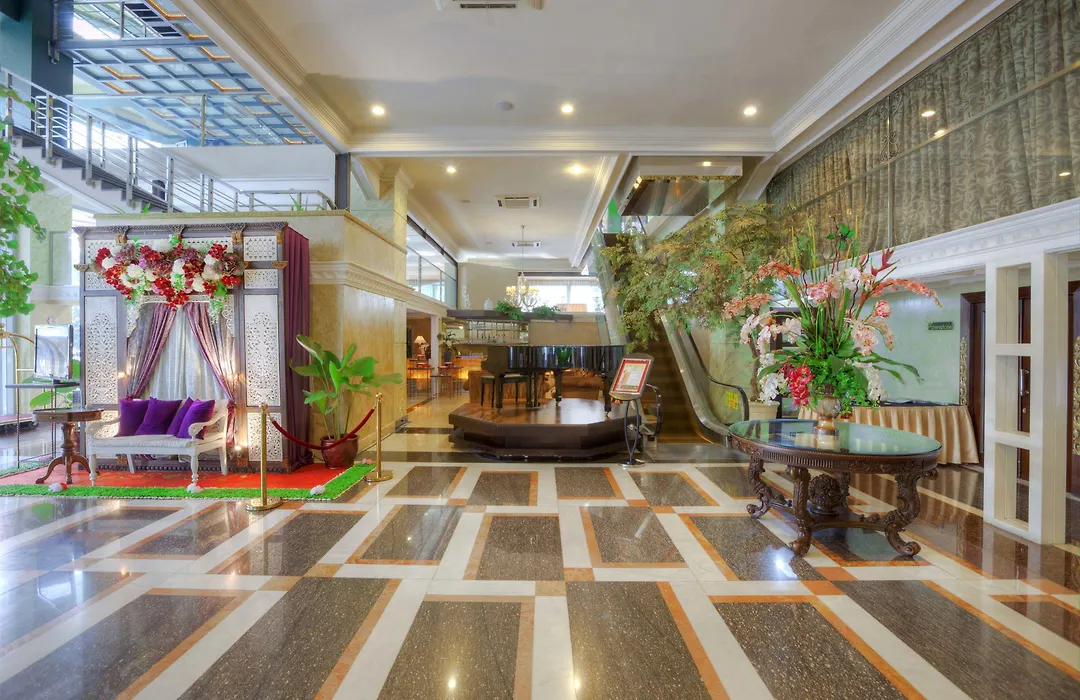 Amos Cozy Hotel Melawai-1